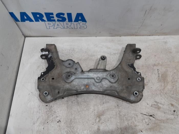 Begagnade Underram Renault Kangoo Express (FW) 1.5 dCi 90 FAP Pris € 90,75 Inklusive moms erbjuds av Maresia Parts