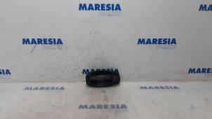 Used Door handle 2-door, right Fiat Doblo Cargo (263) 1.3 MJ 16V Euro 4 Price € 22,99 Inclusive VAT offered by Maresia Parts