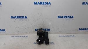 Used Front seatbelt, right Renault Kangoo Express (FW) 1.5 dCi 90 FAP Price € 60,50 Inclusive VAT offered by Maresia Parts