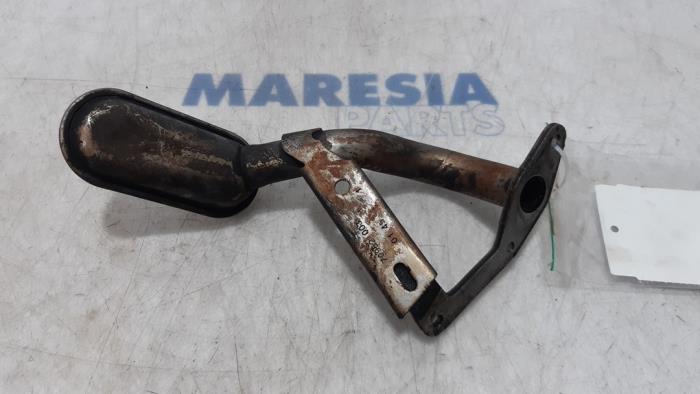 Gebrauchte Öl Ansaugrohr Peugeot 307 CC (3B) 2.0 16V Preis € 15,00 Margenregelung angeboten von Maresia Parts