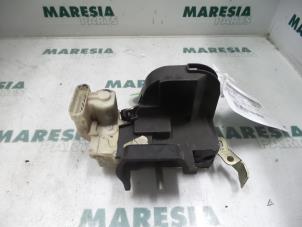 Used Door lock mechanism 2-door, left Fiat Seicento Price € 20,00 Margin scheme offered by Maresia Parts