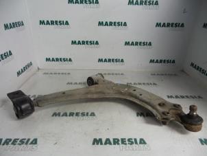 Used Front lower wishbone, right Peugeot 306 (7A/C/S) 1.6i XR,XT,ST Price € 20,00 Margin scheme offered by Maresia Parts