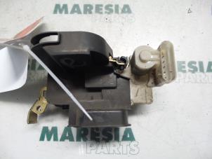 Used Door lock mechanism 2-door, right Fiat Seicento (187) 1.1 SPI Hobby,Young Price € 20,00 Margin scheme offered by Maresia Parts