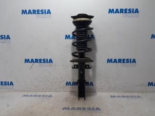 Used Front shock absorber rod, left Renault Kangoo Express (FW) 1.5 dCi 90 FAP Price € 78,65 Inclusive VAT offered by Maresia Parts