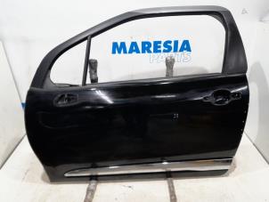 Gebrauchte Tür 2-türig links Citroen DS3 Cabrio (SB) 1.6 16V VTS THP Preis € 131,25 Margenregelung angeboten von Maresia Parts
