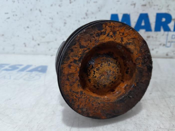 Usagé Piston Renault Kadjar (RFEH) 1.5 dCi DPF Prix € 75,00 Règlement à la marge proposé par Maresia Parts