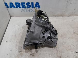 Used Gearbox Peugeot 208 II (UB/UH/UP) 1.2 Vti 12V PureTech 100 Price € 800,00 Margin scheme offered by Maresia Parts