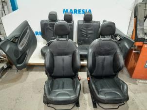 Usagé Kit revêtement (complet) Citroen DS3 Cabrio (SB) 1.6 16V VTS THP Prix € 420,00 Règlement à la marge proposé par Maresia Parts