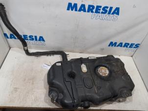 Used Tank Peugeot Expert (G9) 1.6 HDi 90 Price € 190,58 Inclusive VAT offered by Maresia Parts