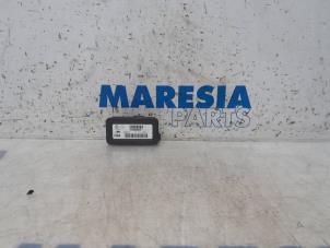 Używane Sterownik ESP Renault Megane III Grandtour (KZ) 1.2 16V TCE 115 Cena € 105,00 Procedura marży oferowane przez Maresia Parts