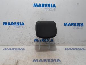 Used Headrest Renault Megane III Grandtour (KZ) 1.2 16V TCE 115 Price € 50,00 Margin scheme offered by Maresia Parts
