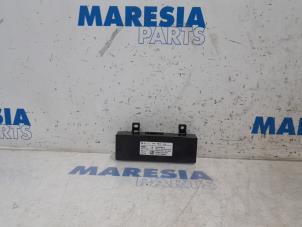 Używane Modul nawigacji Citroen DS3 Cabrio (SB) 1.6 16V VTS THP Cena € 60,00 Procedura marży oferowane przez Maresia Parts