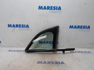 Używane Trójkatna szyba prawy przód Citroen DS3 Cabrio (SB) 1.6 16V VTS THP Cena € 50,00 Procedura marży oferowane przez Maresia Parts