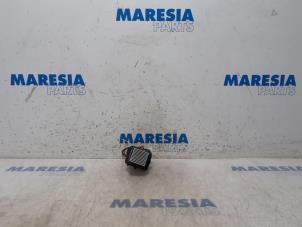 Used Heater resistor Peugeot 207/207+ (WA/WC/WM) 1.6 16V VTi Price € 30,00 Margin scheme offered by Maresia Parts