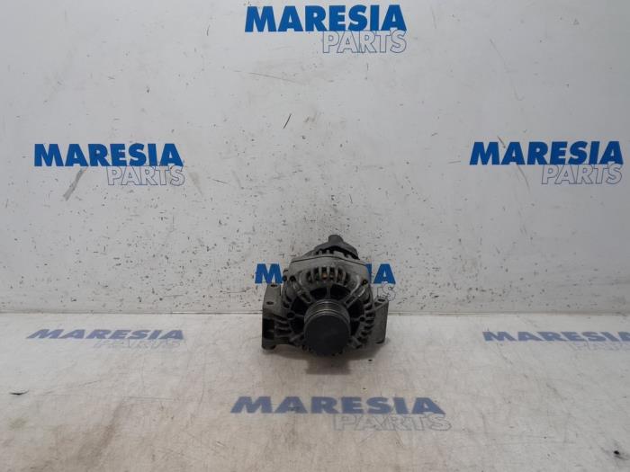 Używane Pradnica Fiat Punto Evo (199) 1.3 JTD Multijet 85 16V Euro 5 Cena € 65,00 Procedura marży oferowane przez Maresia Parts
