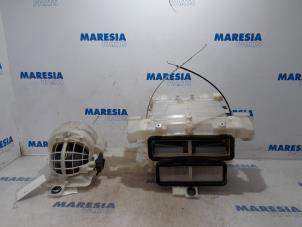 Used Heater housing Peugeot Partner (GC/GF/GG/GJ/GK) 1.6 HDI 90 Price € 254,10 Inclusive VAT offered by Maresia Parts