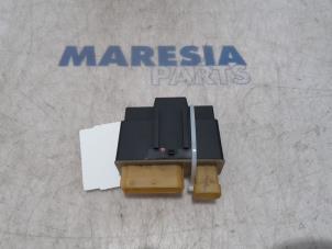 Used Glow plug relay Citroen DS3 (SA) 1.4 HDi Price € 15,00 Margin scheme offered by Maresia Parts