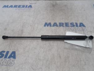 Gebrauchte Gasdämpfer rechts hinten Citroen DS3 (SA) 1.4 HDi Preis € 12,50 Margenregelung angeboten von Maresia Parts