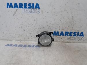Used Fog light, front right Fiat Punto Evo (199) 1.3 JTD Multijet 85 16V Euro 5 Price € 15,00 Margin scheme offered by Maresia Parts