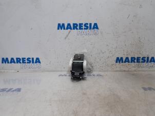 Used Rear seatbelt, left Citroen C3 (SC) 1.6 HDi 92 Price € 24,95 Margin scheme offered by Maresia Parts