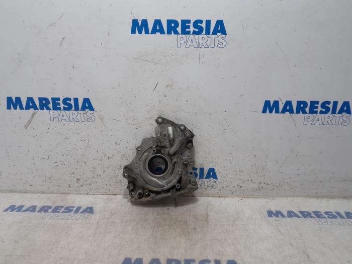 Gebrauchte Ölpumpe Peugeot 3008 I (0U/HU) 1.6 HDiF 16V Preis € 50,00 Margenregelung angeboten von Maresia Parts