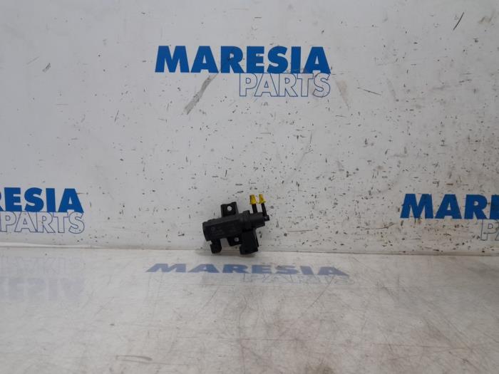 Usagé Régulateur pression turbo Fiat Doblo Cargo (263) 1.3 MJ 16V Euro 4 Prix € 30,25 Prix TTC proposé par Maresia Parts
