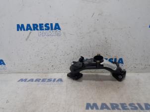 Used Intake manifold Peugeot 3008 I (0U/HU) 1.6 HDiF 16V Price € 25,00 Margin scheme offered by Maresia Parts