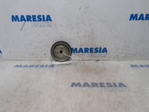 Gebrauchte Wasserpumpe Riemenscheibe Peugeot RCZ (4J) 1.6 16V THP Preis € 25,00 Margenregelung angeboten von Maresia Parts