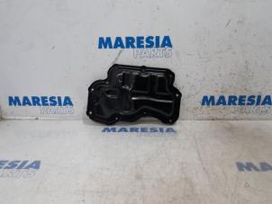 Used Sump Renault Clio IV (5R) 0.9 Energy TCE 90 12V Price € 25,00 Margin scheme offered by Maresia Parts