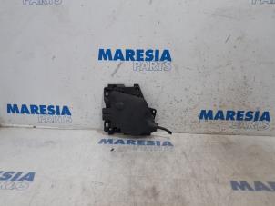 Gebrauchte Sicherungskasten Citroen DS3 Cabrio (SB) 1.6 16V VTS THP Preis € 40,00 Margenregelung angeboten von Maresia Parts