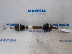 Usagé Arbre de transmission avant gauche Citroen DS3 Cabrio (SB) 1.6 16V VTS THP Prix € 34,00 Règlement à la marge proposé par Maresia Parts