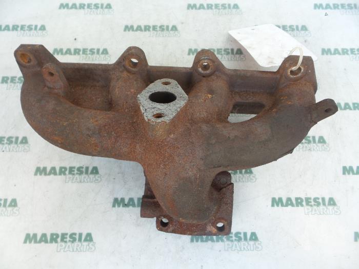 Gebrauchte Abgaskrümmer Fiat Bravo (182A) 1.9 JTD Preis € 75,00 Margenregelung angeboten von Maresia Parts