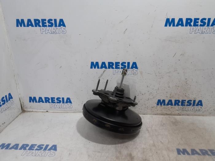Gebrauchte Bremskraftverstärker Renault Clio III (BR/CR) 1.2 16V TCe 100 Preis € 50,00 Margenregelung angeboten von Maresia Parts