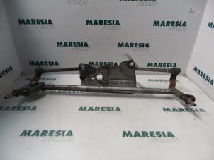 Used Wiper mechanism Fiat Multipla (186) 1.9 JTD 110 Price € 48,40 Inclusive VAT offered by Maresia Parts