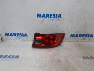Used Taillight, right Renault Clio IV (5R) 0.9 Energy TCE 90 12V Price € 35,00 Margin scheme offered by Maresia Parts