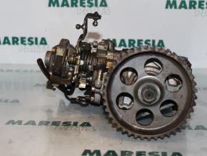 Used Mechanical fuel pump Renault Safrane I 2.1 RN,DT,Manoir Price € 105,00 Margin scheme offered by Maresia Parts
