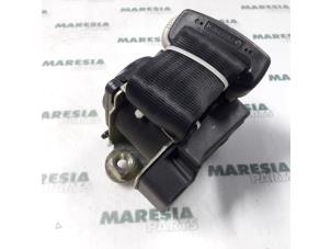 Używane Pas bezpieczenstwa lewy tyl Alfa Romeo 156 Sportwagon (932) 1.9 JTD 16V Cena € 25,00 Procedura marży oferowane przez Maresia Parts
