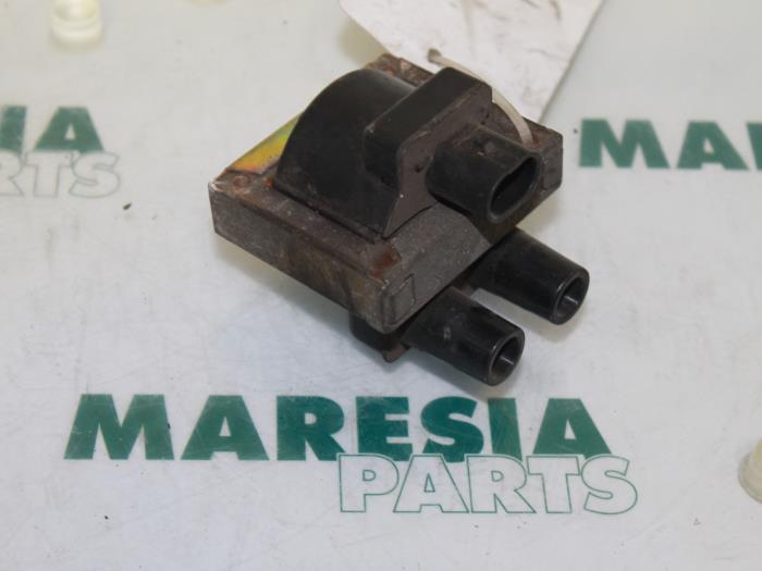 Usagé Bobine Alfa Romeo 145 (930A) 1.4 ie Prix € 10,00 Règlement à la marge proposé par Maresia Parts