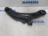 Front lower wishbone, left from a Renault Clio IV (5R) 0.9 Energy TCE 90 12V 2015