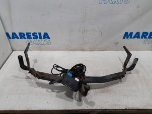 Used Towbar Citroen C4 Grand Picasso (3A) 1.6 BlueHDI 115 Price € 210,00 Margin scheme offered by Maresia Parts