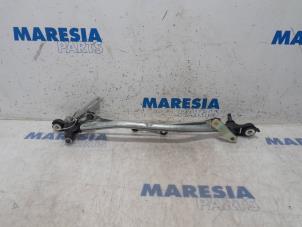 Used Wiper mechanism Peugeot 208 II (UB/UH/UP) 1.2 Vti 12V PureTech 100 Price € 60,00 Margin scheme offered by Maresia Parts