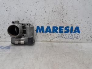 Used Throttle body Renault Laguna III Estate (KT) 2.0 dCi 16V 150 Price € 35,00 Margin scheme offered by Maresia Parts