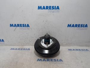 Used Brake servo Peugeot 208 II (UB/UH/UP) 1.2 Vti 12V PureTech 100 Price € 50,00 Margin scheme offered by Maresia Parts