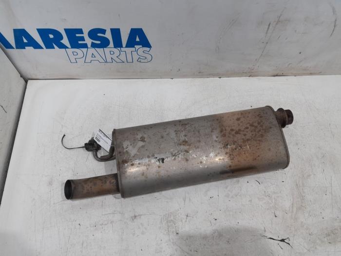 Gebrauchte Auspuff Enddämpfer Citroen Jumpy 2.0 Blue HDI 120 Preis € 90,75 Mit Mehrwertsteuer angeboten von Maresia Parts