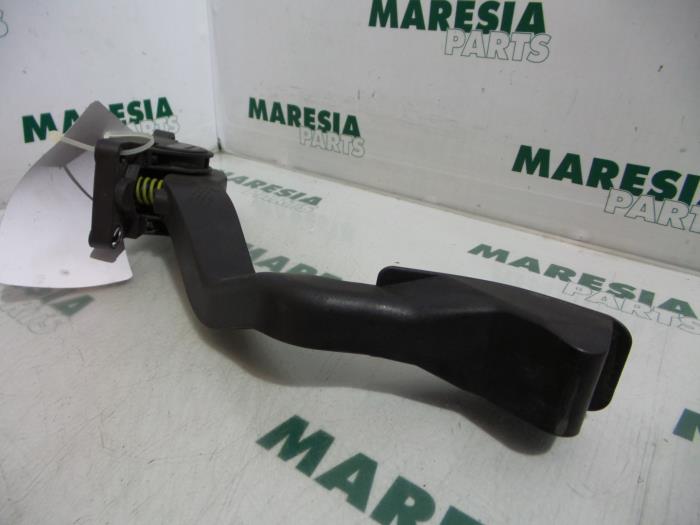 Begagnade Gaspedalsensor Peugeot 307 Break (3E) 2.0 HDi 90 Pris € 30,00 Marginaltabell erbjuds av Maresia Parts