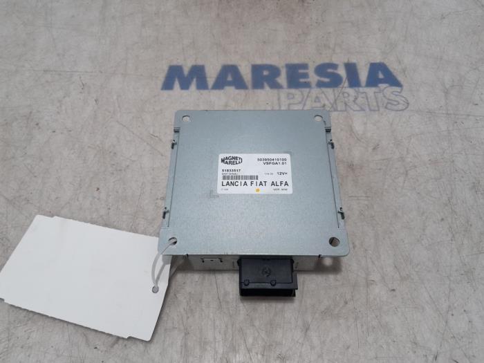 Używane Modul radiowy Fiat 500 (312) 1.2 Cena € 25,00 Procedura marży oferowane przez Maresia Parts