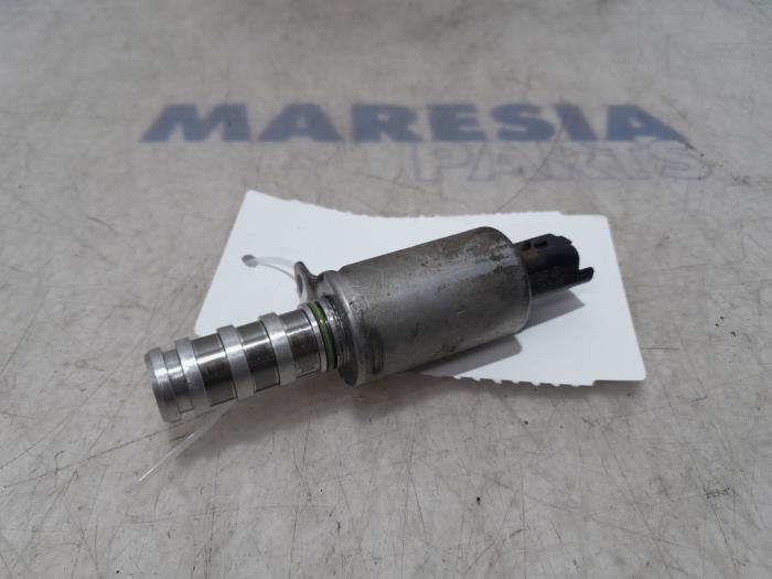 Begagnade Kamaxelsensor Citroen C3 (SC) 1.2 VTi 82 12V Pris € 29,99 Marginaltabell erbjuds av Maresia Parts