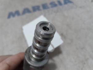 Nockenwelle Sensor van een Citroën C3 (SC) 1.2 VTi 82 12V 2015