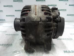 Dynamo van een Citroën Xantia Break (X1/2) 2.0 HDi 90 2001