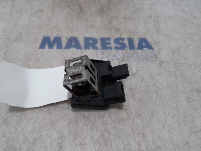 Cooling fan resistors with part number 98372A01 stock